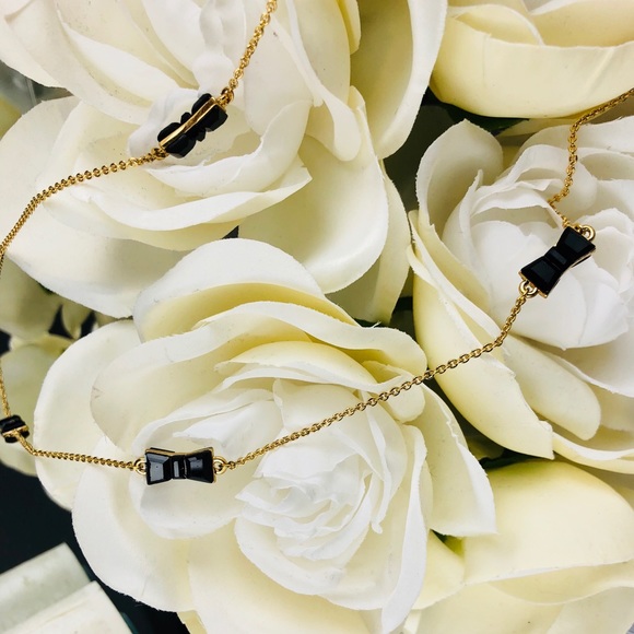Kate Spade JACKPOT BOW JEWELS SCATTER NECKLACE - Picture 2 of 8